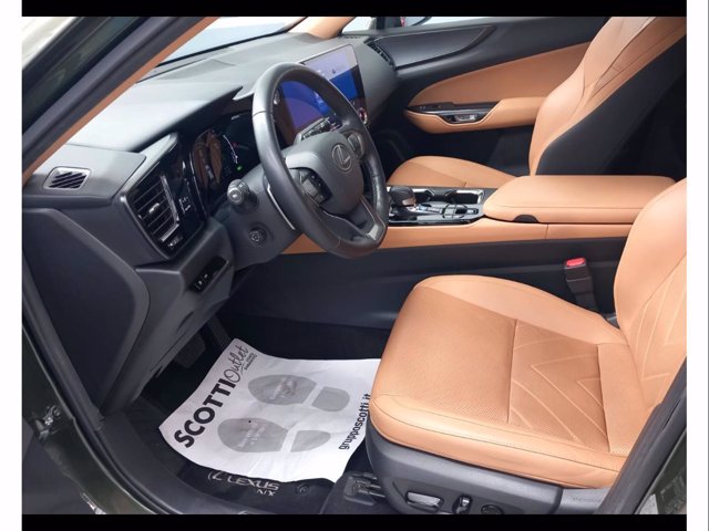 LEXUS Nx 450h+ 2.5 phev luxury 4wd e-cvt