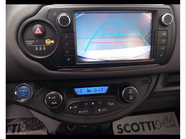TOYOTA Yaris 5p 1.5h active