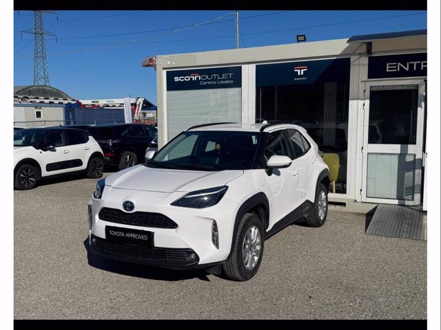 TOYOTA Yaris cross 1.5h active fwd 116cv e-cvt