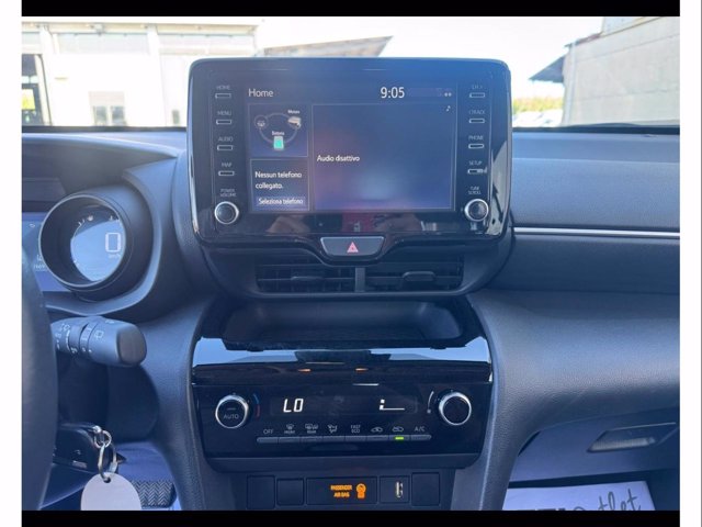 TOYOTA Yaris cross 1.5h active fwd 116cv e-cvt