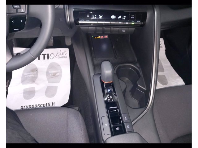 TOYOTA C-hr 2.0 hv trend fwd e-cvt