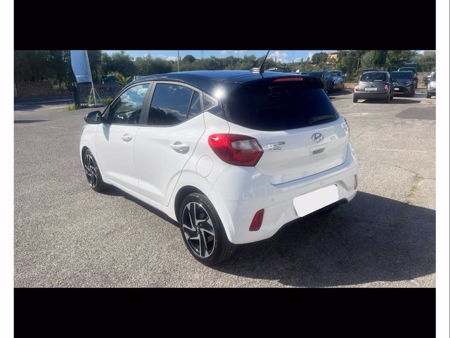 HYUNDAI i10 1.0 MPI Advanced
