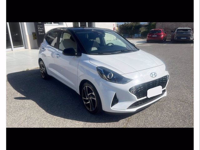 HYUNDAI i10 1.0 MPI Advanced
