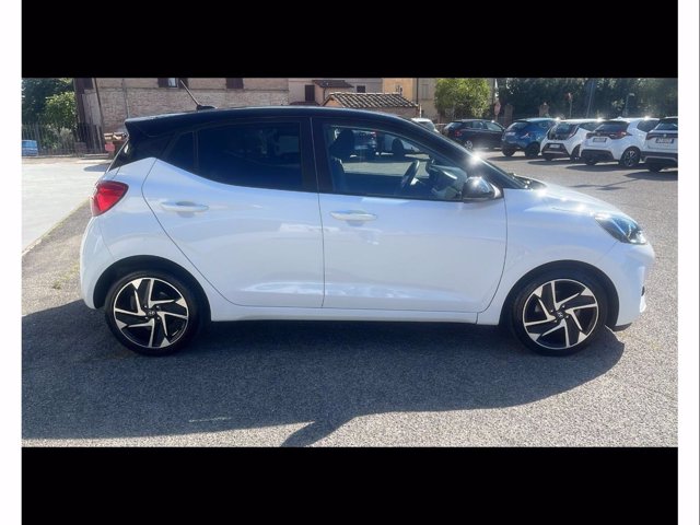 HYUNDAI i10 1.0 MPI Advanced