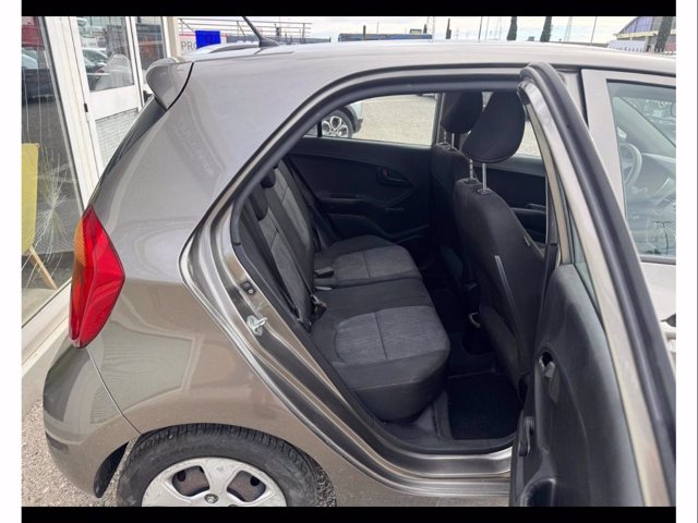 KIA Picanto 1.0 glam 66cv 5p e6