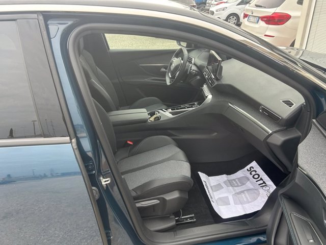 PEUGEOT 3008 HYBRID 225 e-EAT8 - ALLURE PACK