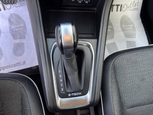 RENAULT Captur 1.6 e-tech hybrid intens 145cv auto