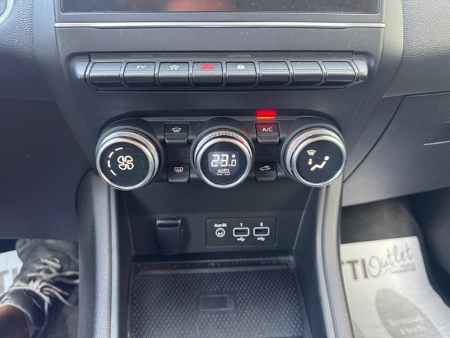 RENAULT Captur 1.6 e-tech hybrid intens 145cv auto