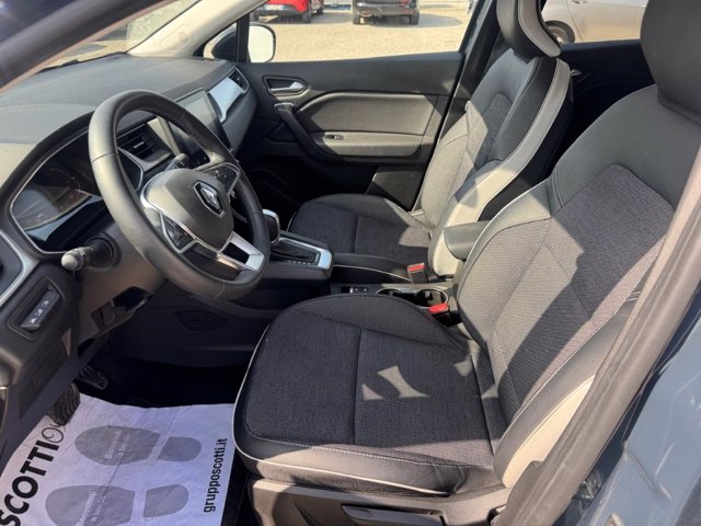RENAULT Captur 1.6 e-tech hybrid intens 145cv auto