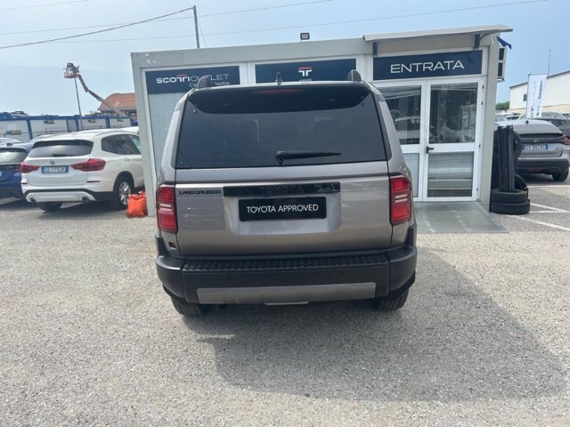 TOYOTA Land cruiser 2.8 d-4d adventure awd auto