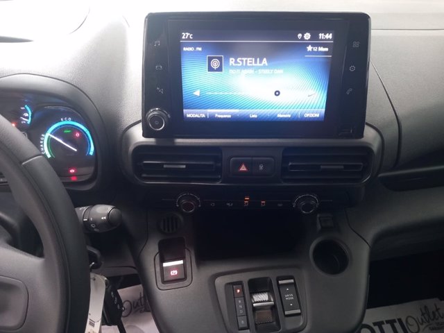 TOYOTA P.CITY VERSO EV L1 50KWH LNG22