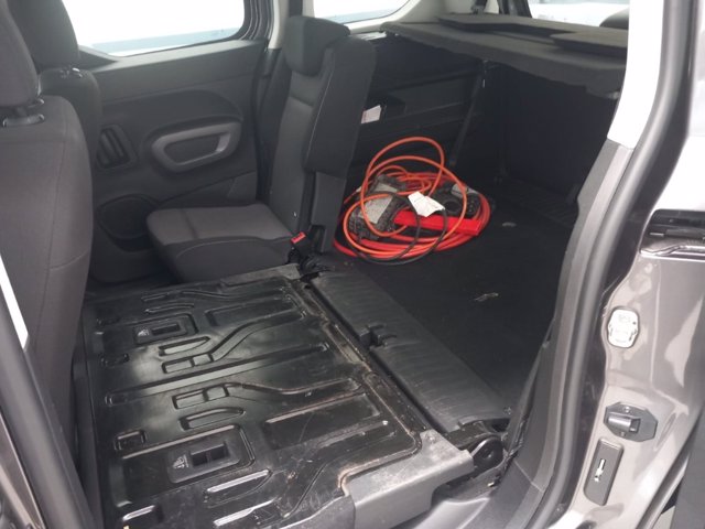 TOYOTA P.CITY VERSO EV L1 50KWH LNG22