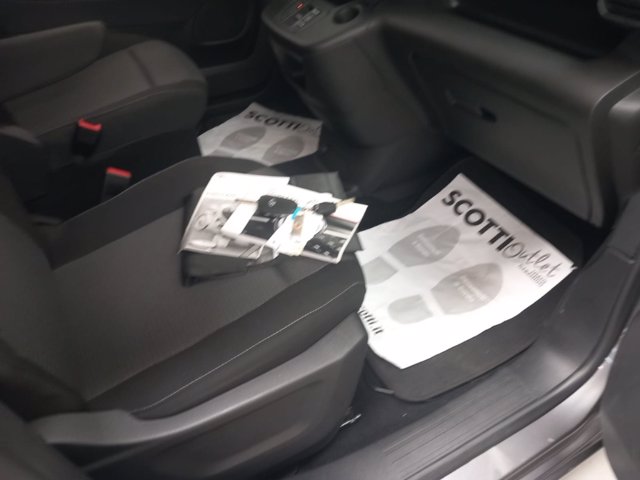 TOYOTA P.CITY VERSO EV L1 50KWH LNG22