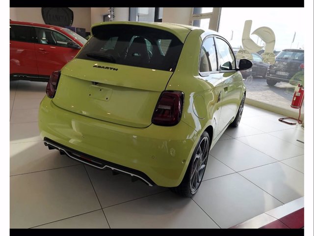 ABARTH 500e 42 kwh turismo