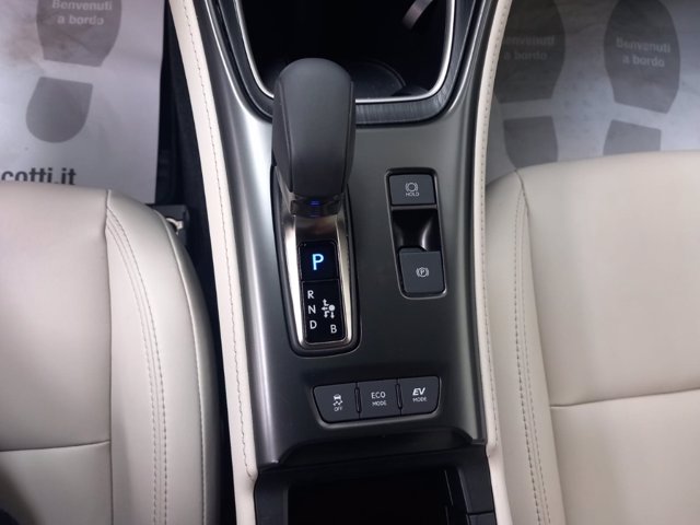 LEXUS LBX 1.5H 2WD ELEGANT MY24