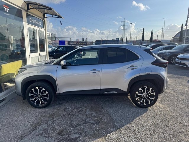 TOYOTA Yaris cross 1.5h trend fwd 116cv e-cvt