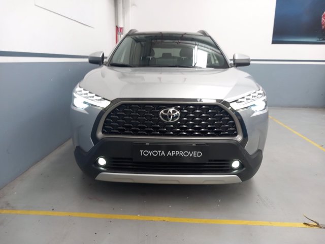 TOYOTA Corolla cross 2.0h lounge fwd 197cv e-cvt