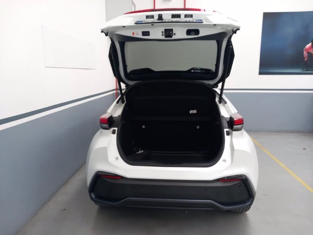 TOYOTA C-hr 1.8 hev lounge fwd e-cvt