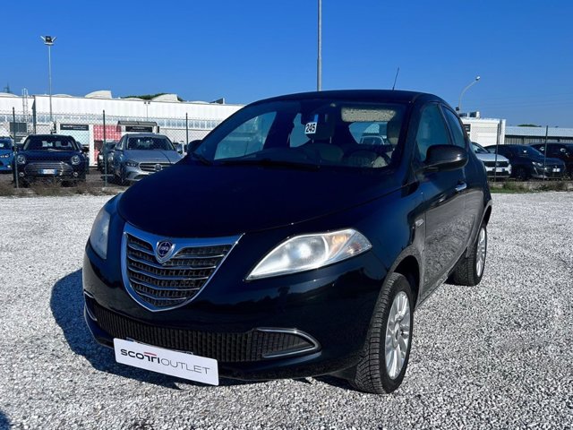 LANCIA Ypsilon 0.9 t.air silver ecochic metano 80cv