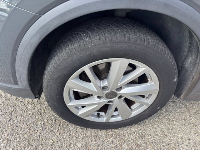 AUDI Q2 1.6 tdi business