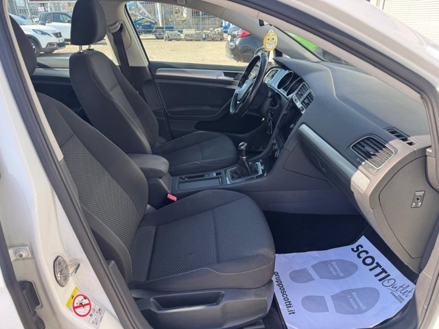 VOLKSWAGEN Golf 5p 1.0 tsi trendline tech&sound pack 85cv