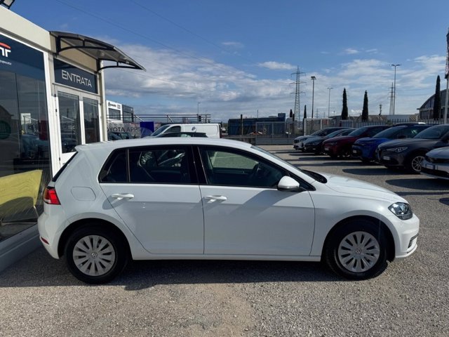 VOLKSWAGEN Golf 5p 1.0 tsi trendline tech&sound pack 85cv