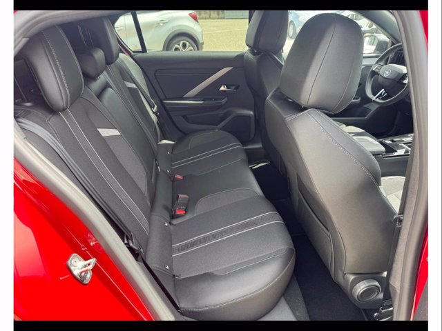 OPEL Astra 5P GS Line 1.2