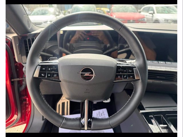 OPEL Astra 5P GS Line 1.2