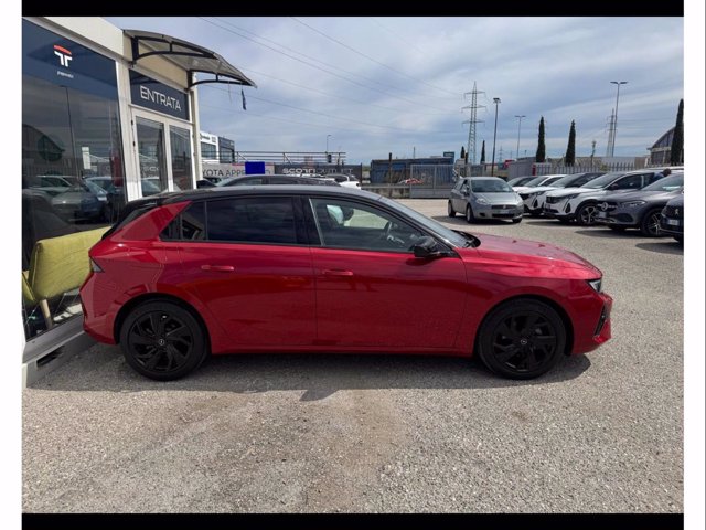 OPEL Astra 5P GS Line 1.2