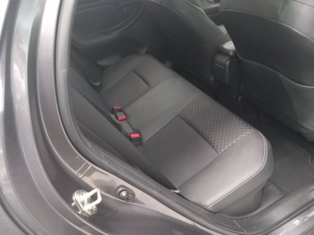 TOYOTA Yaris 1.5h lounge