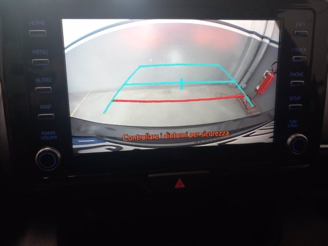 TOYOTA Yaris 1.5h lounge