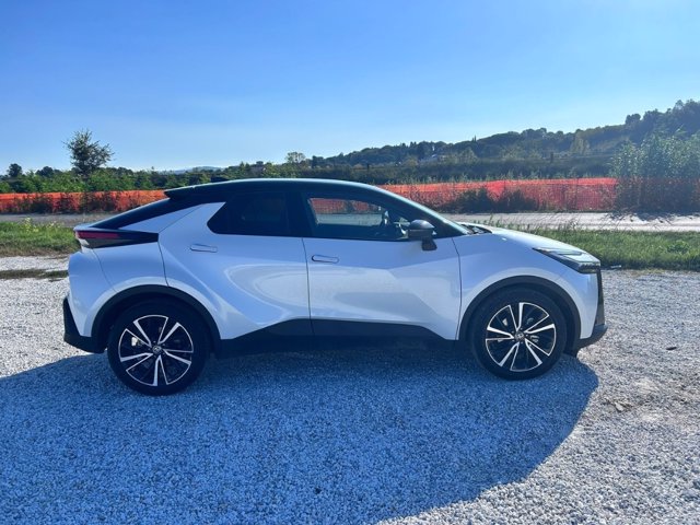 TOYOTA C-hr 1.8 hev lounge fwd e-cvt