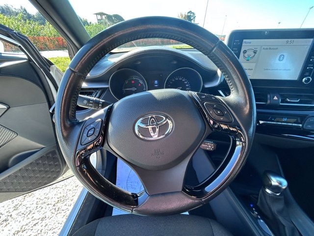 TOYOTA C-hr 1.8h active e-cvt