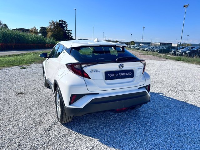TOYOTA C-hr 1.8h active e-cvt