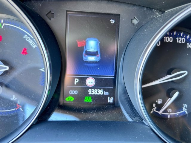 TOYOTA C-hr 1.8h active e-cvt