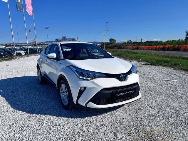 TOYOTA C-hr 1.8h active e-cvt