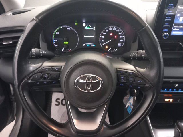 TOYOTA Yaris 1.5h active