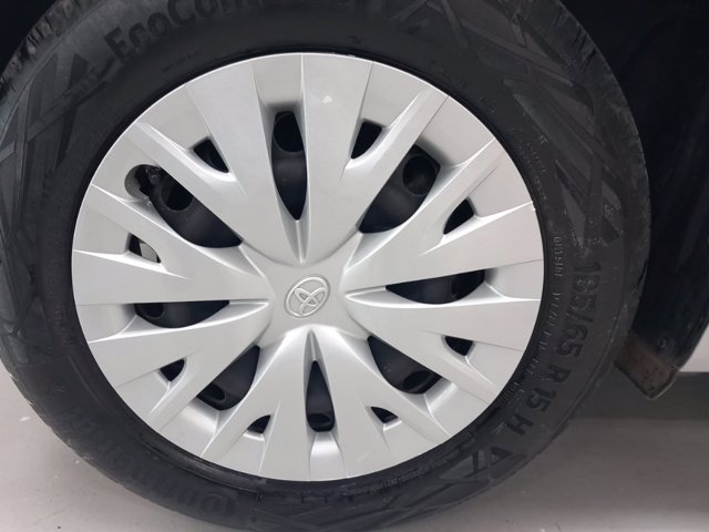 TOYOTA Yaris 1.5h active