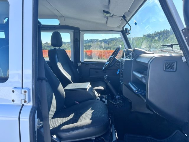 LAND ROVER Defender 110 2.4 td se sw