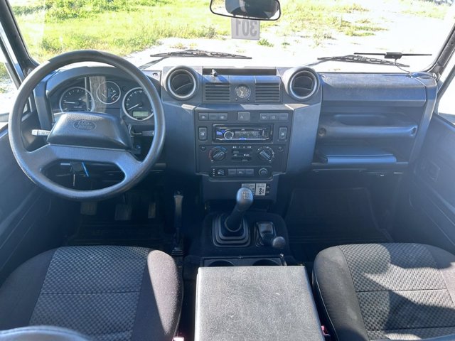 LAND ROVER Defender 110 2.4 td se sw