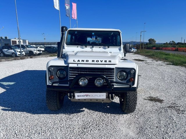 LAND ROVER Defender 110 2.4 td se sw