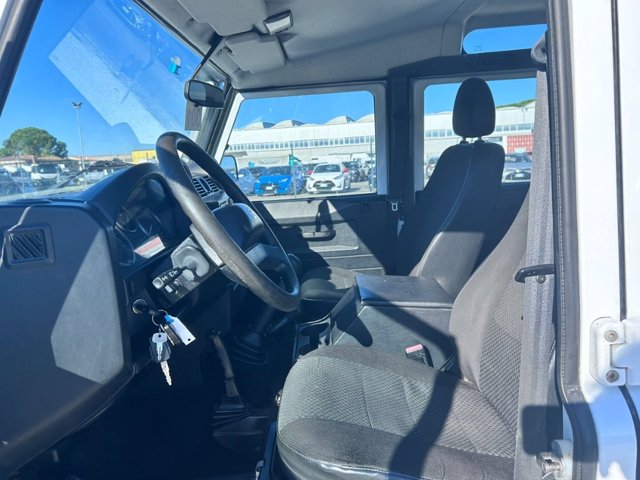 LAND ROVER Defender 110 2.4 td se sw