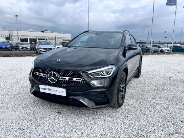 MERCEDES Gla 200 d business auto
