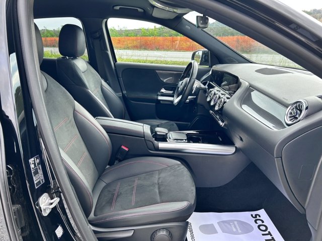 MERCEDES Gla 200 d business auto
