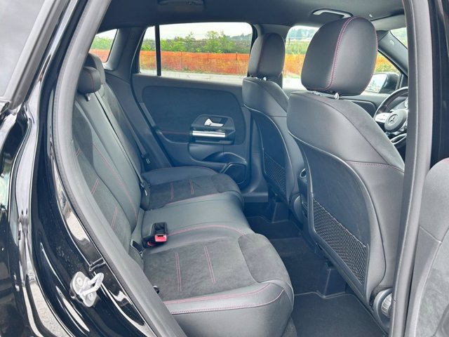 MERCEDES Gla 200 d business auto