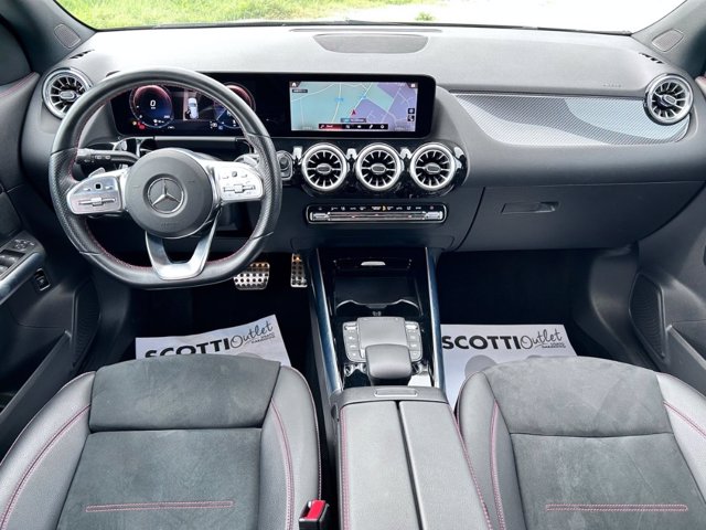 MERCEDES Gla 200 d business auto