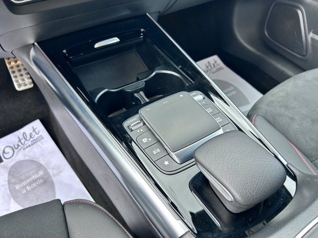 MERCEDES Gla 200 d business auto