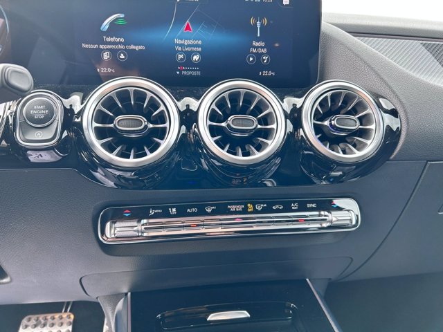 MERCEDES Gla 200 d business auto