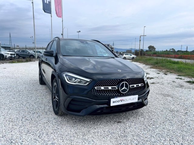 MERCEDES Gla 200 d business auto