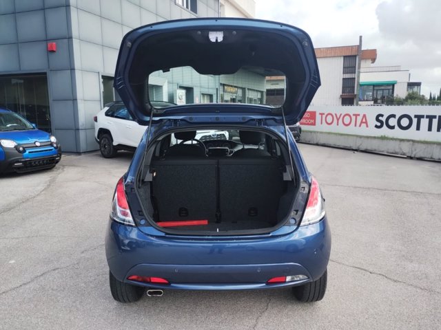 LANCIA Ypsilon 1.0 firefly hybrid gold s&s 70cv